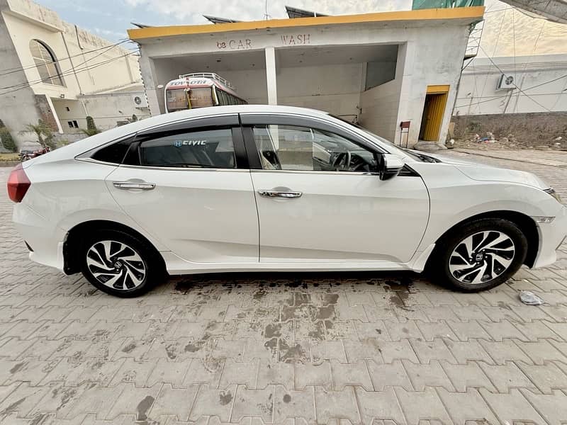 Honda Civic Oriel 2016 3