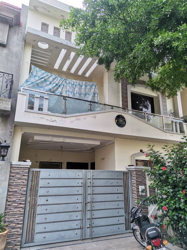 5 Marla Full Home Available for Rent in Dream Gardens Lahore. 0