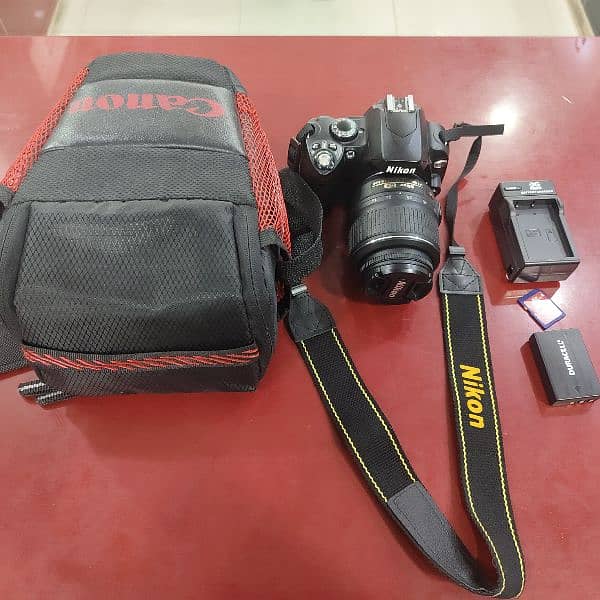 NIKON D40X DSLR CAMERA IN MINT CONDITION 0