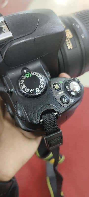 NIKON D40X DSLR CAMERA IN MINT CONDITION 4