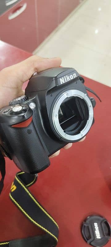 NIKON D40X DSLR CAMERA IN MINT CONDITION 9