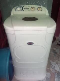 Indus washing machine urgent for sale i