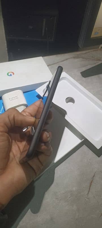 Google pixel 4  10/10 13