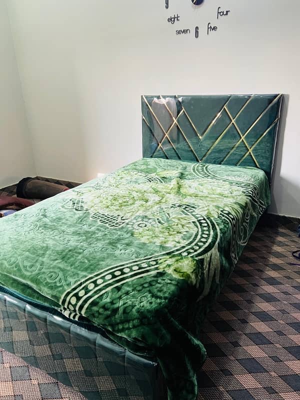 Beautiful stylish single bed 4/6.5 feets without mattress 4