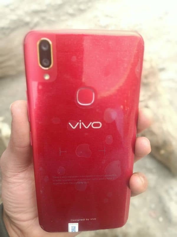 vivo y85 4 64 GB Brand New condition box with charger and cover 1