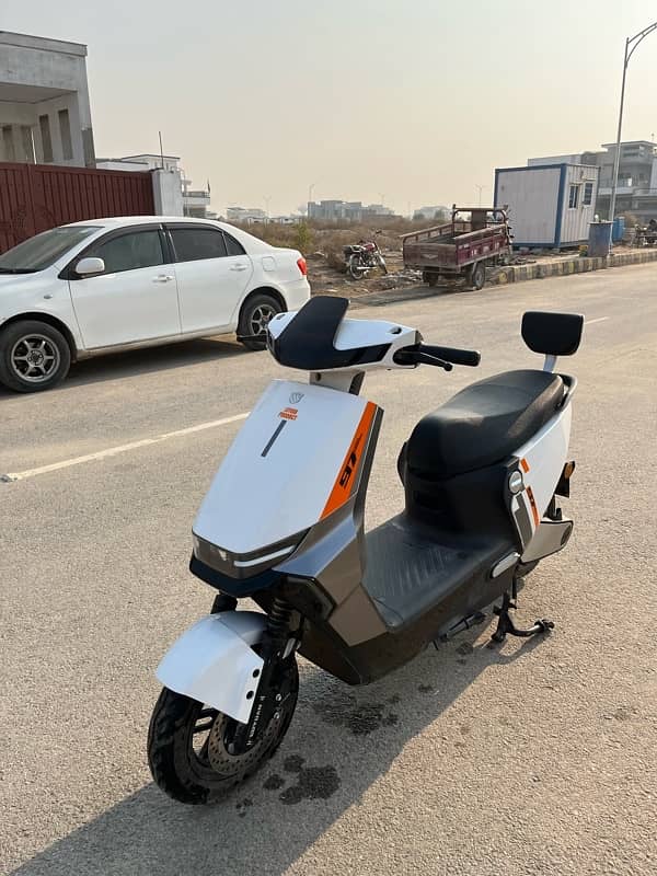 electric scooty for sale 4