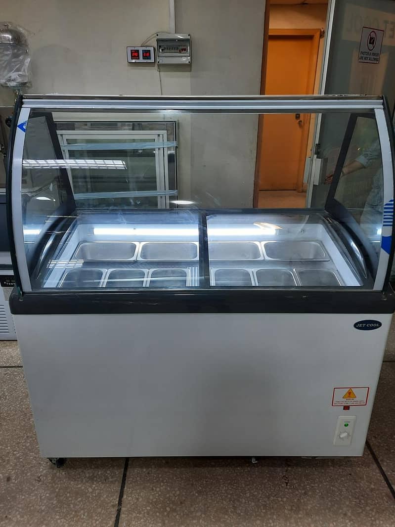 Latest Ice Cream Display Counter Freezer / New ice cream counter 5