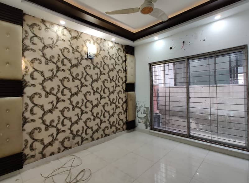 4 Beds 10 Marla Good Location House for Rent in Block Z DHA Phase 3 Lahore. 3