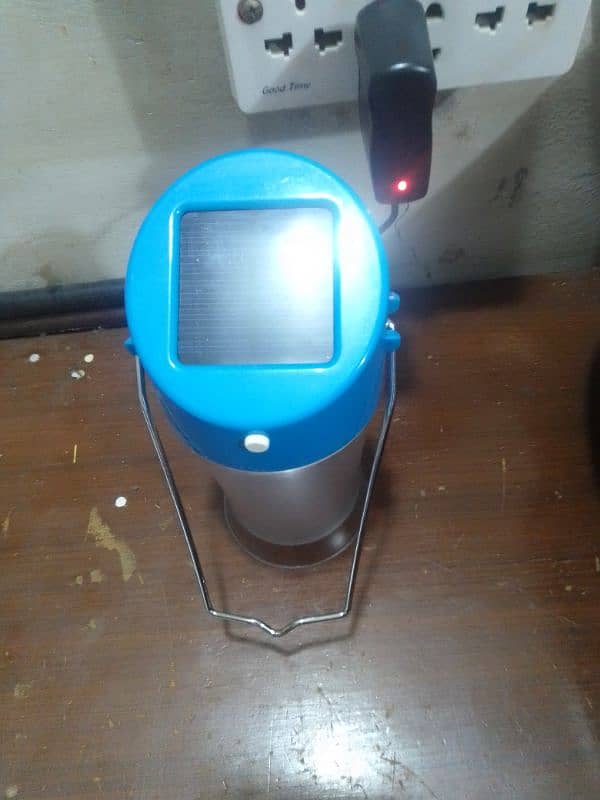 solar lantern 5