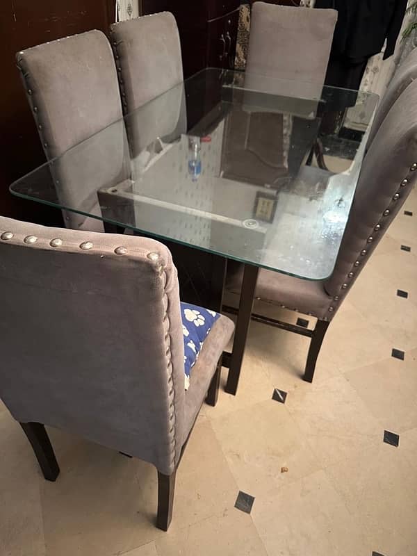 Dining table 6 seater 0