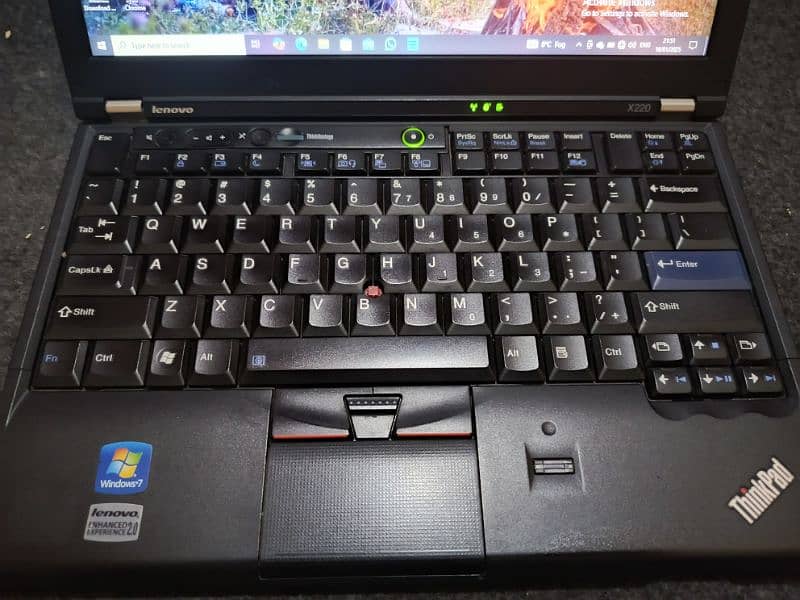 Lenovo thinkpad Cor i5 4/256 3