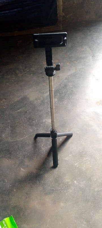 tripods , mobile Holder 2