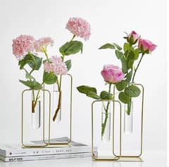 Golden metal vase -stunning 1 piece for home decor