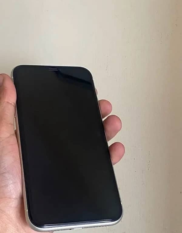 iPhone 11 sim working waterpack 4