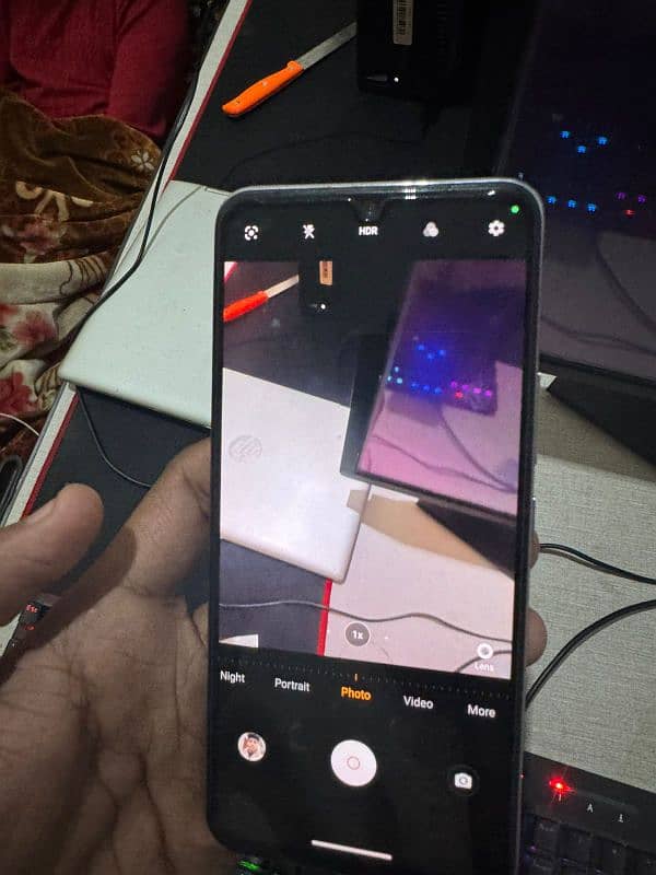 Vivo v21 8+4/128gb 2sim pta exchange possible with PUBG device 0