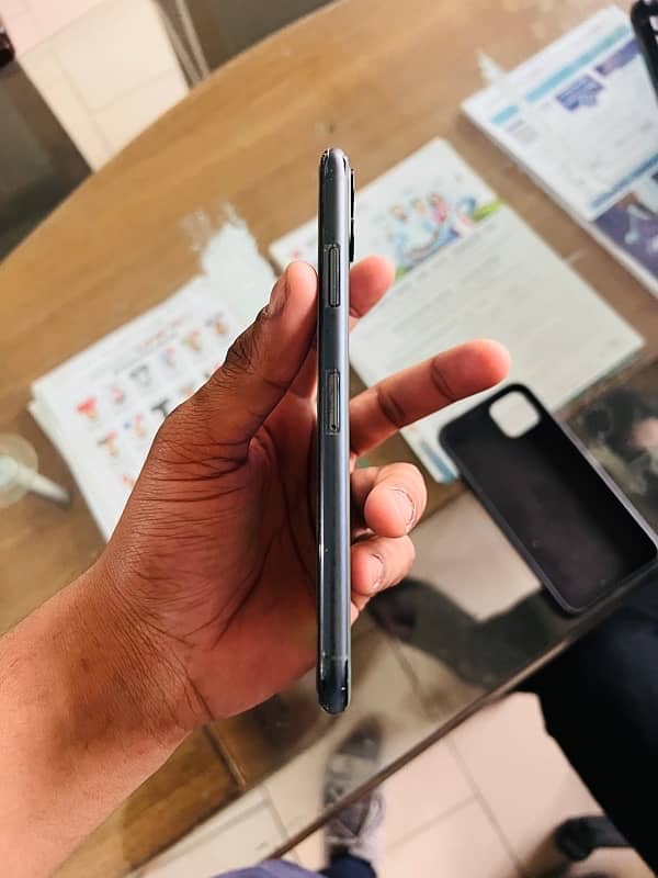 iphone 11 pro max 256gb pta approved 3