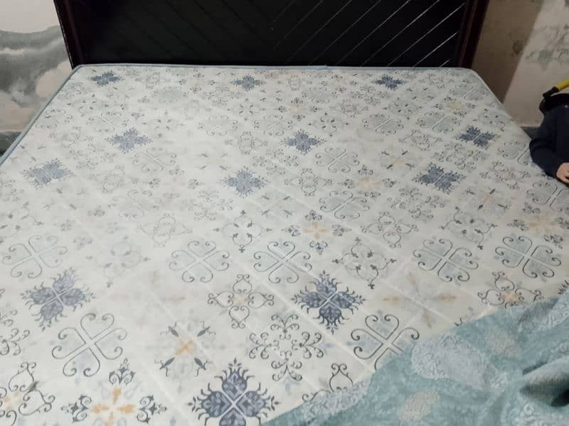 Crescent Hard form Mattress 7