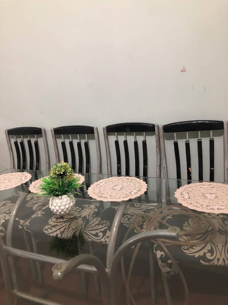 6 seater dining table with chair for sale 0