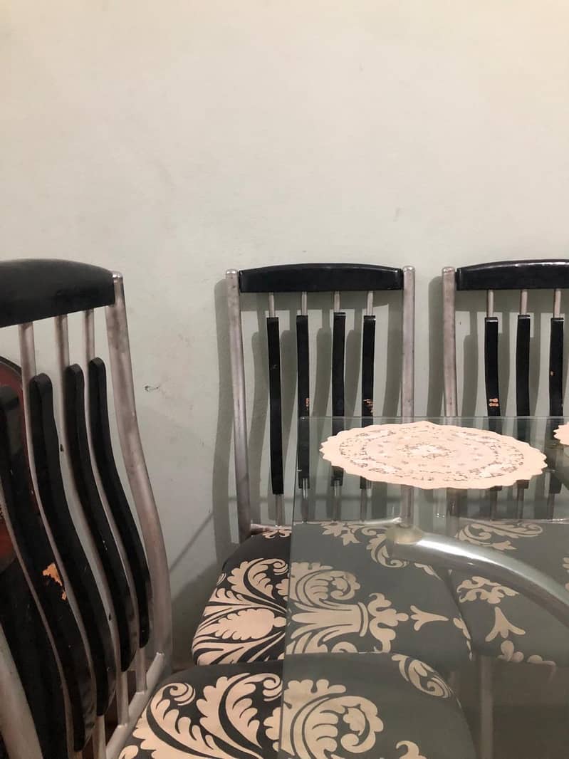 6 seater dining table with chair for sale 1