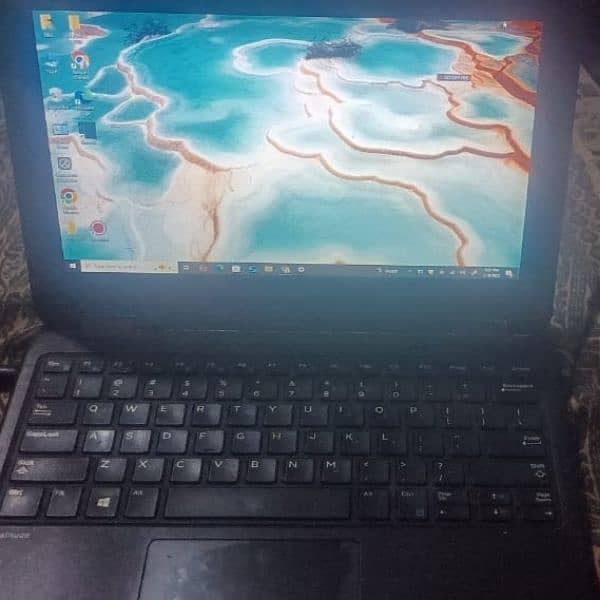 Dell latitude 3189 0