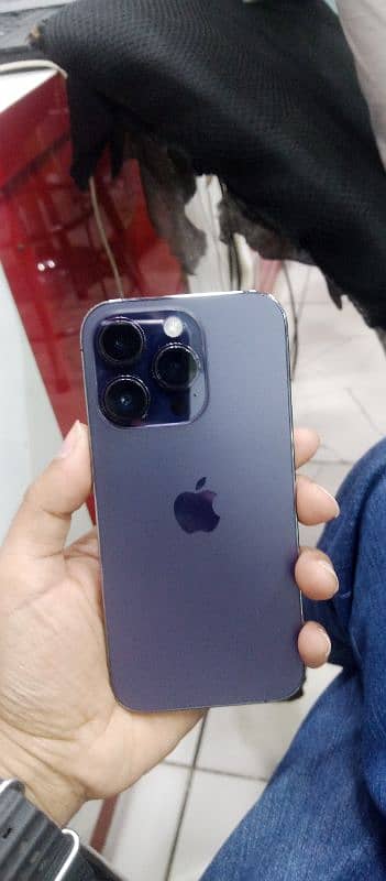 Urgent sale Iphone 14 pro 128gb factory unlocked Non Approved. 0