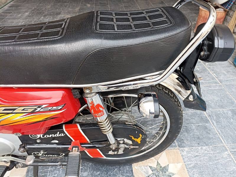 Honda 2021 model 125 urgent sale 03085274657 5