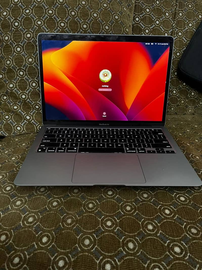 MacBook Air M1 (2020) 0