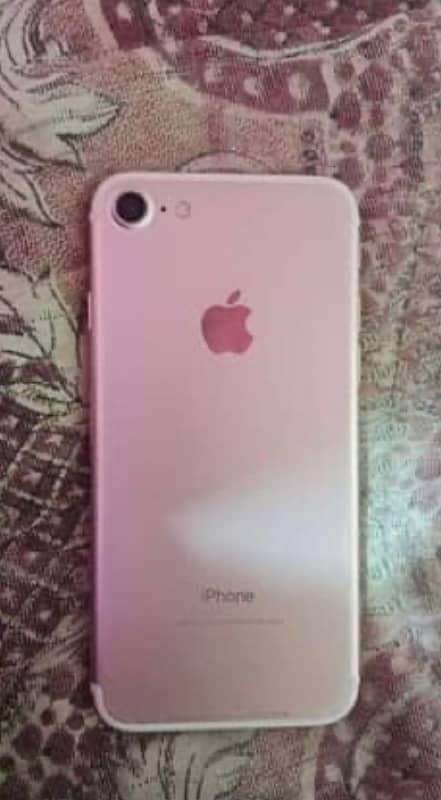 iphone 7  (128) PTA 0