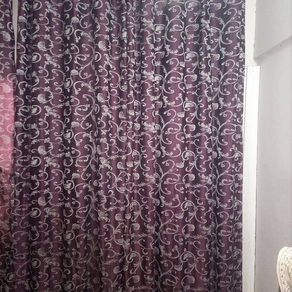 3 curtains hai condeshion ok hai bass ring new lage Gy 0