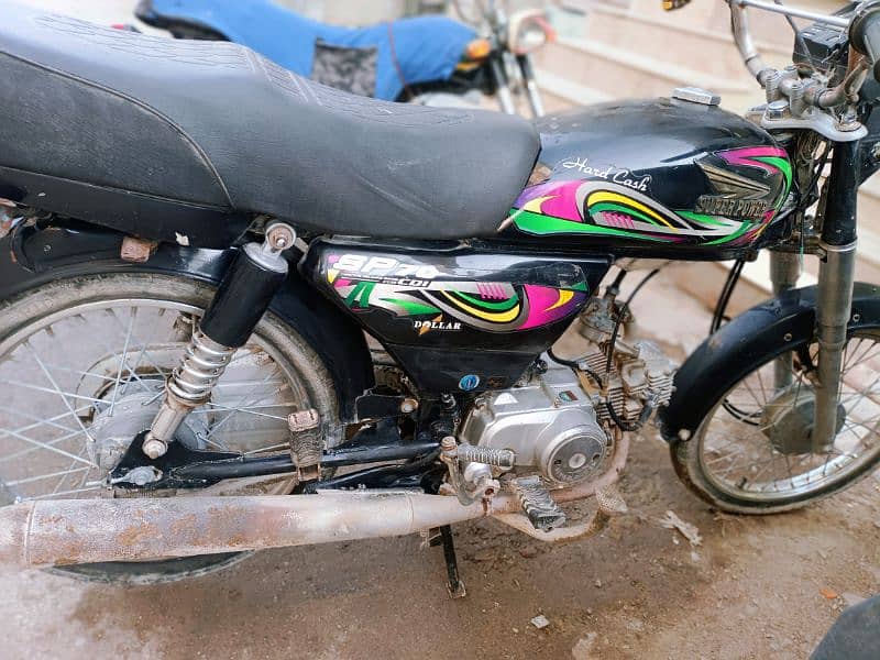 sealed engine all ok bike h 150 lyni h is lie sale kar rha h 3