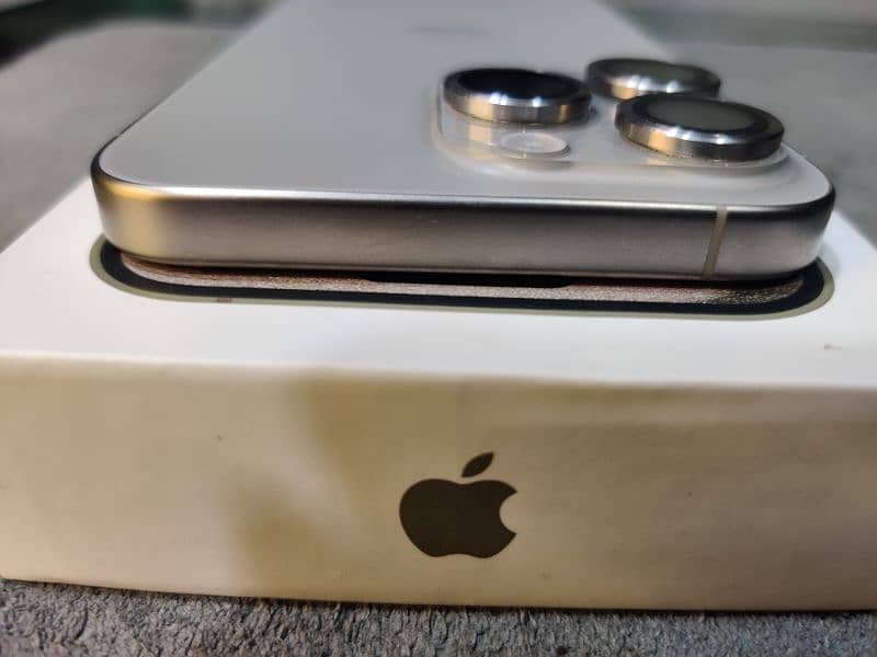 iphone 15 pro max 256gb non active complete box available 2