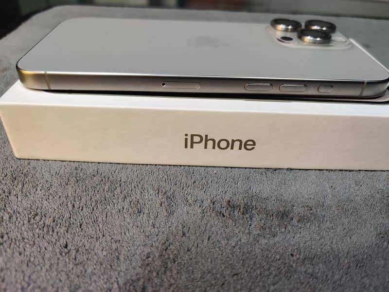 iphone 15 pro max 256gb non active complete box available 3