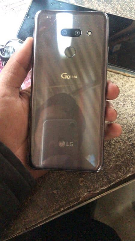 LG G8 2