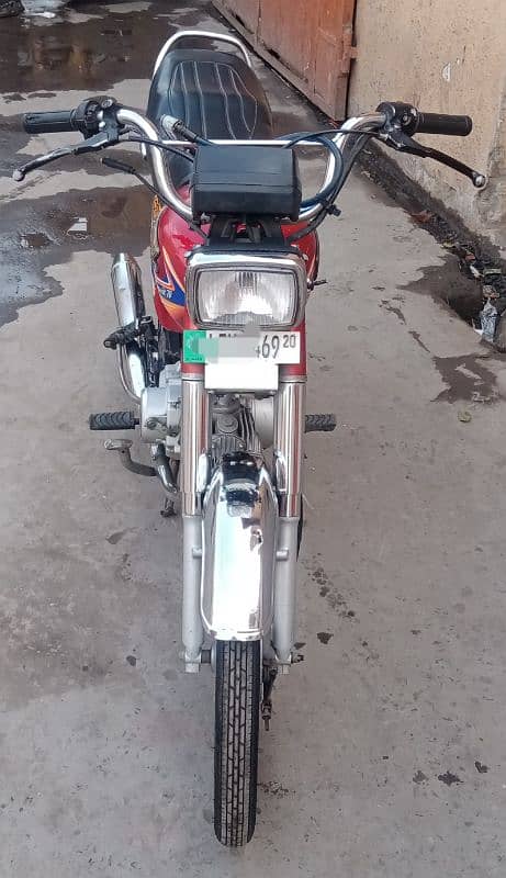 Honda 70cc Red (2020) For sale condition 10/10 2