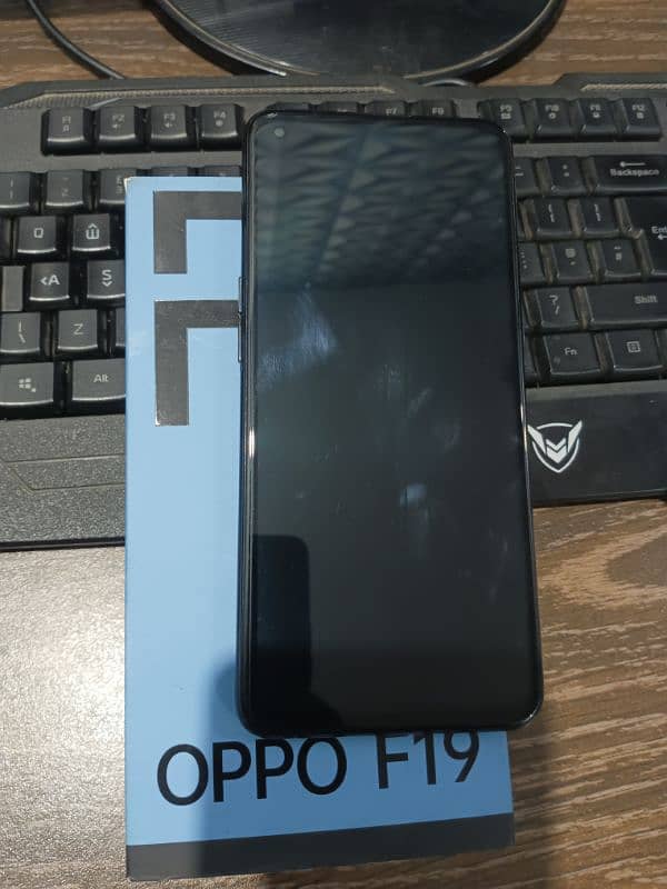 Oppo F19 6