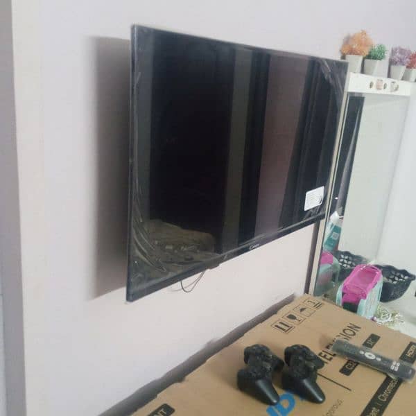 Haier Candy Smart 32 Inch 6