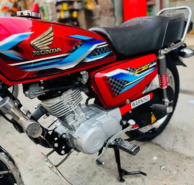 Honda 125 2024 only 1000 km use 92 serial wali Hai 3