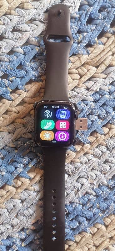 android watch urgent sale 0