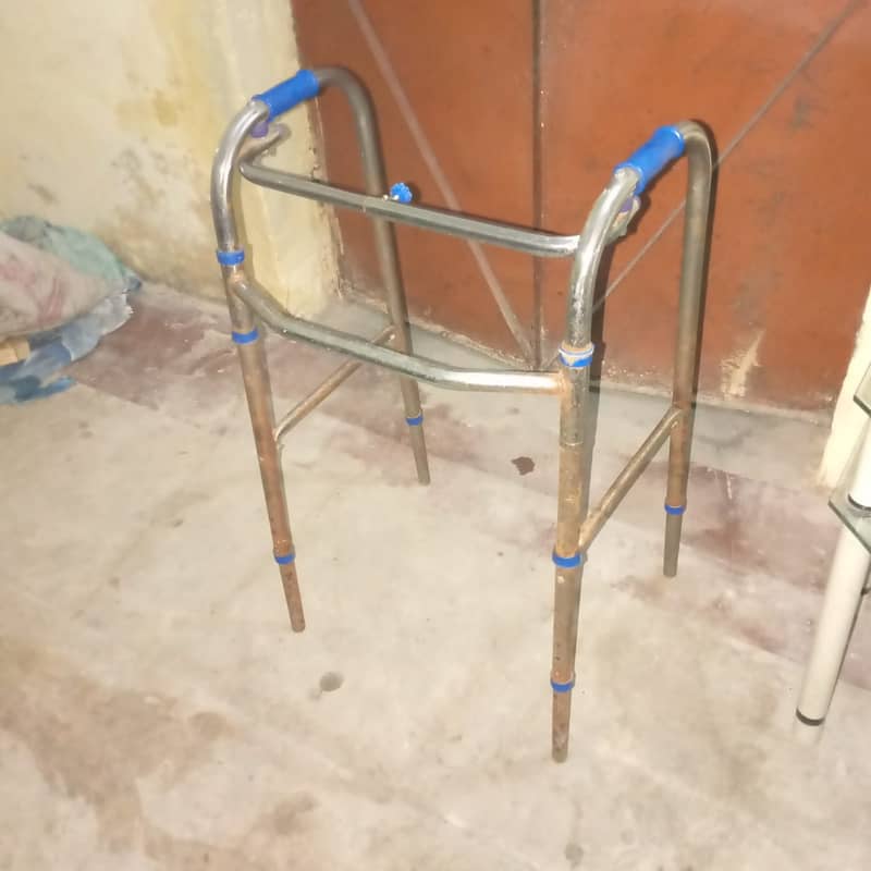 walking Stand + Toilet Chair 0