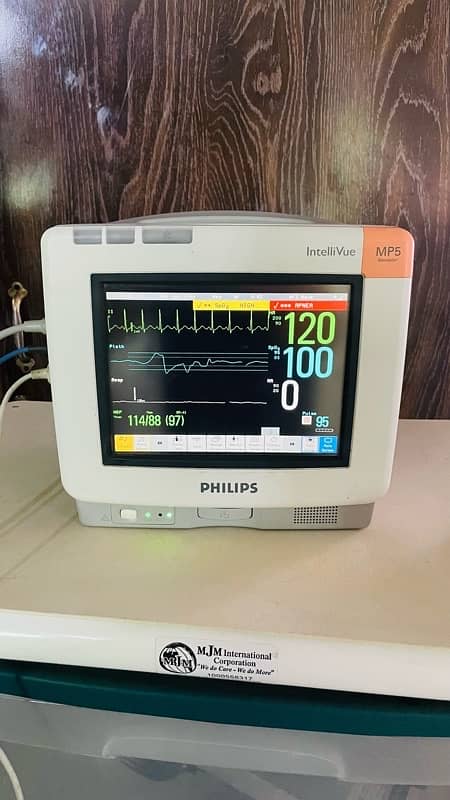 Imported Vital Sign Cardiac Monitors 6