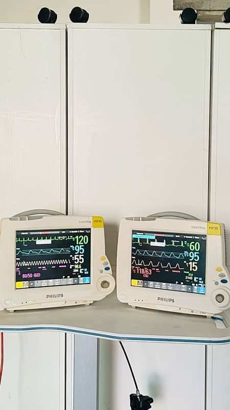 Imported Vital Sign Cardiac Monitors 9