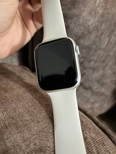 APPLE watch series 8