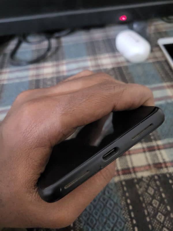 Google pixel 4XL 128gb pta approved 7