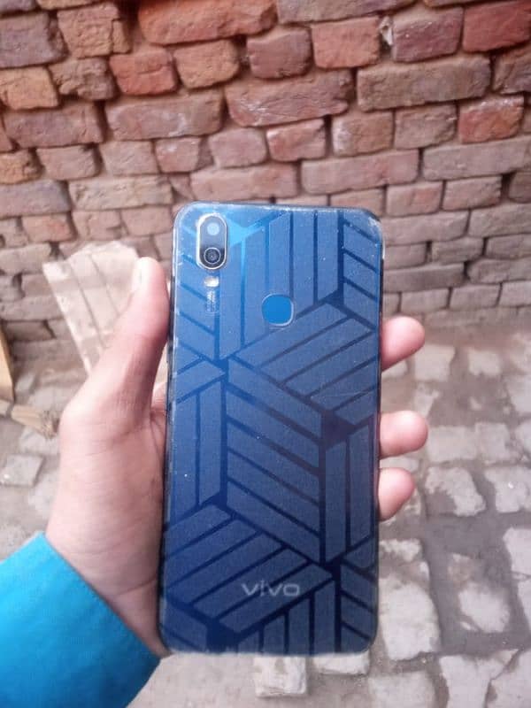 Vivo Y11 2