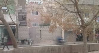 MAIN ROAD HOUSE FOR SALE DEMOLISH CONDITION 160 FEET ROAD FACING IDEAL LOCATION NORTH KARACHI SECTOR 5C/1