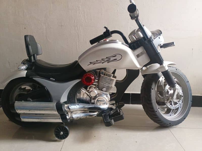 kids street bike ( chargeable) 1