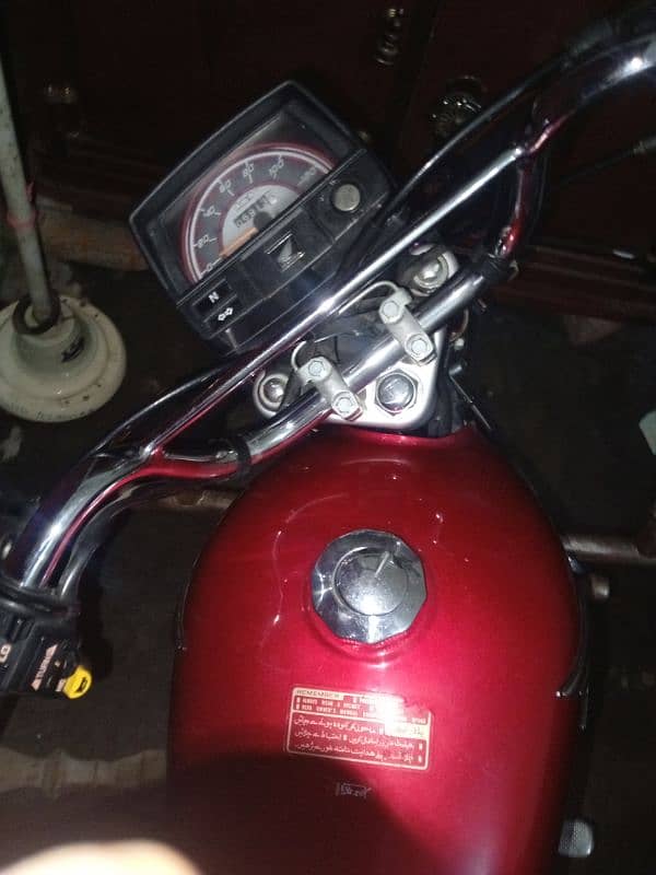 Honda CD 70 2023/24 fresh condition 1