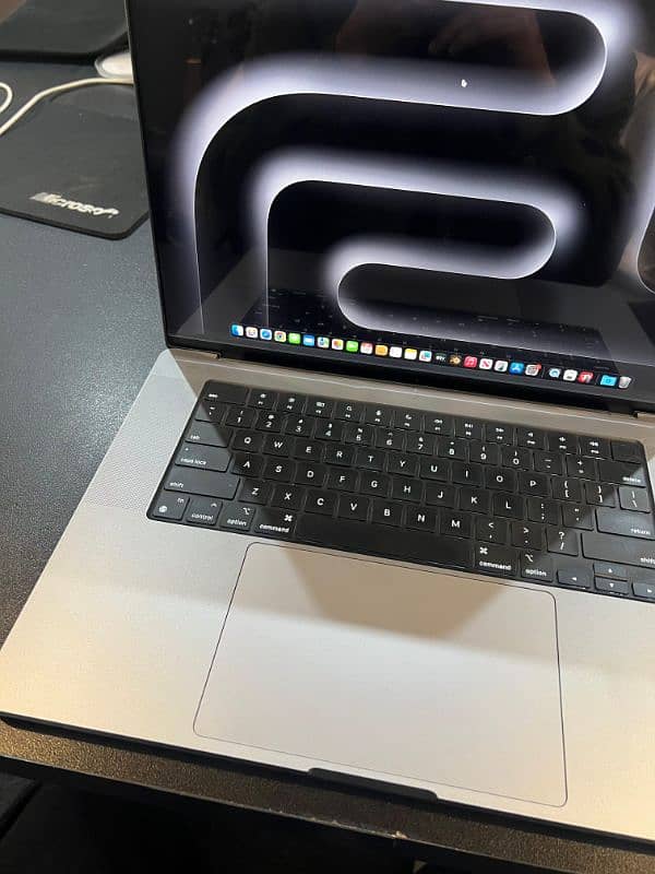 macbook M2 Pro 2023 | 16 inches 2