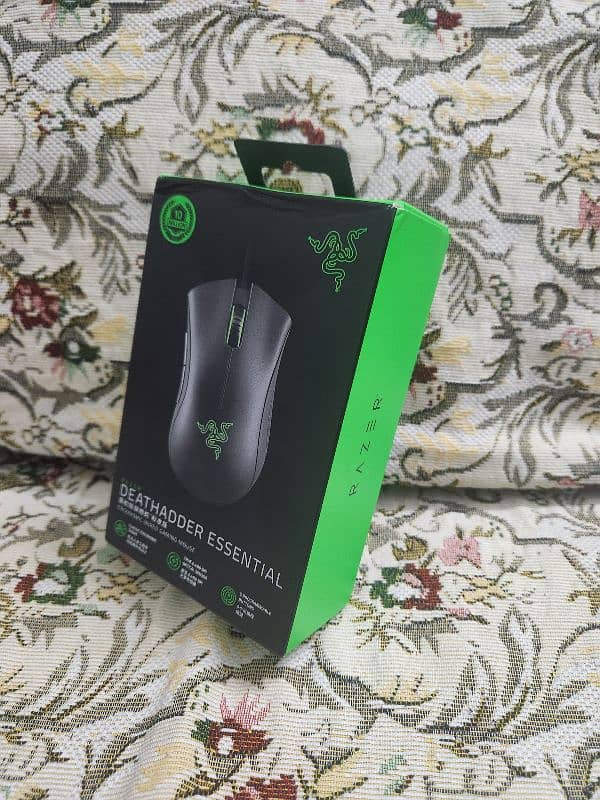 Razer deathadder essential gaming mouse 2