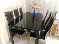 Dinning table for sale